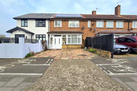 4 bedroom terraced house for sale, North Hyde Lane,  Southall, UB2