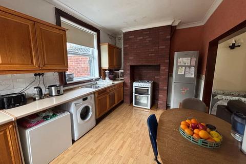 3 bedroom end of terrace house for sale, Gladys Street, Rotherham, South Yorkshire, S65 2TA