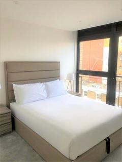 1 bedroom flat to rent, Dock Street, London E1