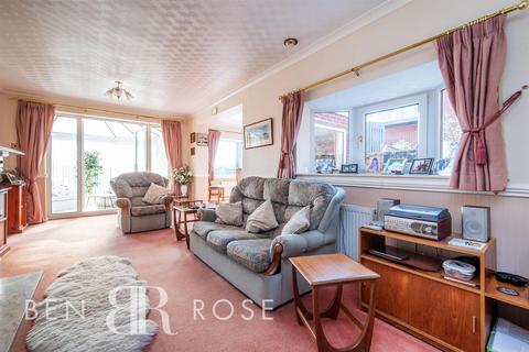 3 bedroom detached bungalow for sale, Kirkstall Road, Chorley