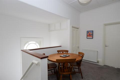 3 bedroom flat for sale, Pevensey Road, St Leonards-On-Sea