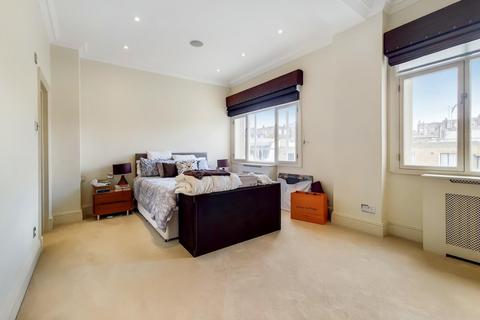 2 bedroom apartment for sale, Winsley House, Portland Place, London, W1B