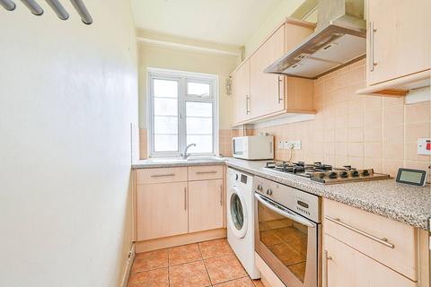 2 bedroom flat to rent, Chiswick Village, Chiswick, London, W4