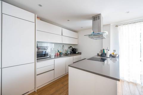 2 bedroom flat to rent, Copenhagen Street, Barnsbury, London, N1