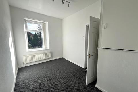 2 bedroom end of terrace house to rent, Denbigh Street, Ashton-Under-Lyne OL5