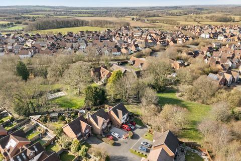 5 bedroom detached house for sale, Speckled Wood Road, Basingstoke