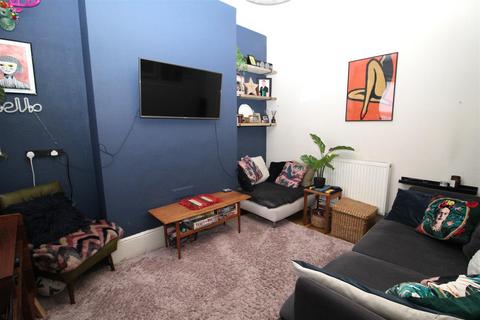 3 bedroom terraced house for sale, Southwood Road, Ramsgate