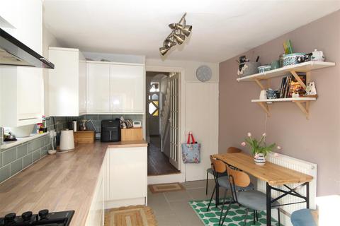 3 bedroom terraced house for sale, Southwood Road, Ramsgate