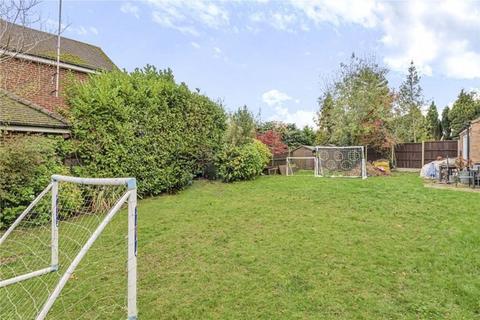 33 Crabtree Close, Beaconsfield, HP9 1UQ