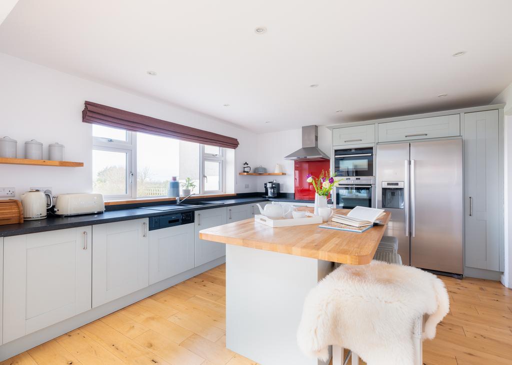 67b5ee3ed0901 High Croft-30