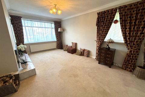 3 bedroom detached bungalow for sale, Oaklands, Gilberdyke, Brough