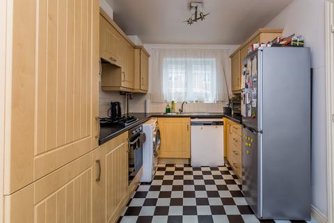 3 bedroom terraced house for sale, Ambergate Way, Newcastle upon Tyne NE3