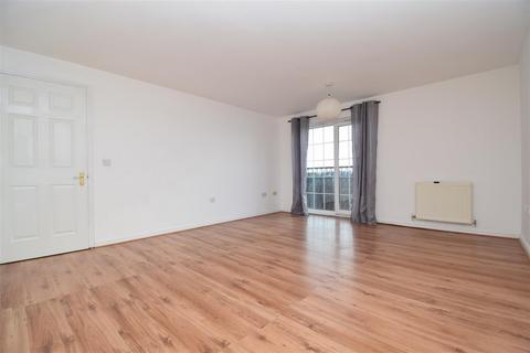 2 bedroom flat to rent, St Christophers Walk, Burton Street WF1