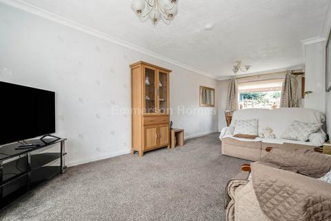 2 bedroom end of terrace house for sale, Southview Crescent, Bridge Of Weir PA11