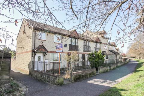 Warrilow Close - Worle*3 Bedrooms*Lovely Front Aspect Views*No Onward Chain*