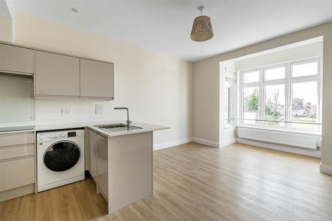 2 bedroom apartment for sale, WHITEFRIARS CLOSE, ASHTEAD, KT21