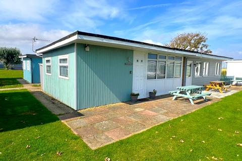 2 bedroom chalet for sale, New Lydd Road, Camber TN31