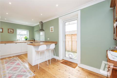 96 Singlewell Road, Gravesend, DA11 7PT