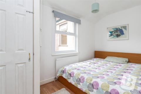 96 Singlewell Road, Gravesend, DA11 7PT