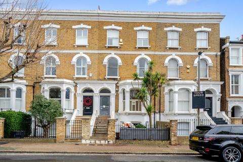 2 bedroom apartment to rent, Ramsden Road Balham SW12