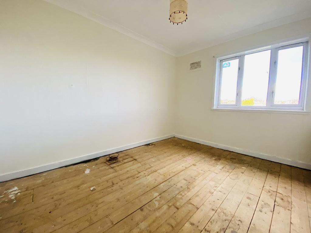 21 Priestlands Drive, Dumfries, DG2 7 LQ - Braidwoo