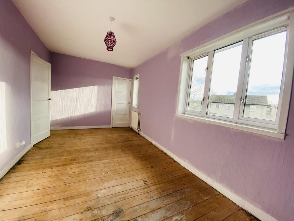 21 Priestlands Drive, Dumfries, DG2 7 LQ - Braidwoo