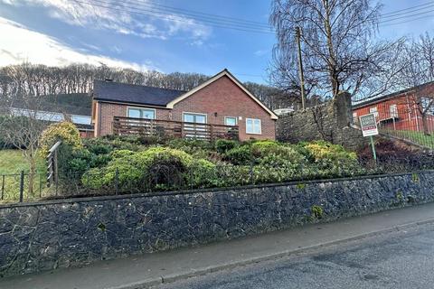 3 bedroom detached bungalow for sale, Underhill Crescent, Knighton