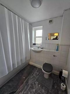 2 bedroom flat for sale, Greenwood Avenue, Enfield