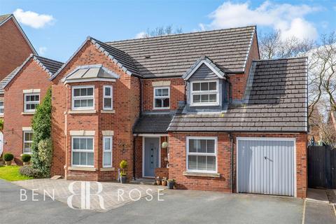 4 bedroom detached house for sale, Parish Gardens, Leyland