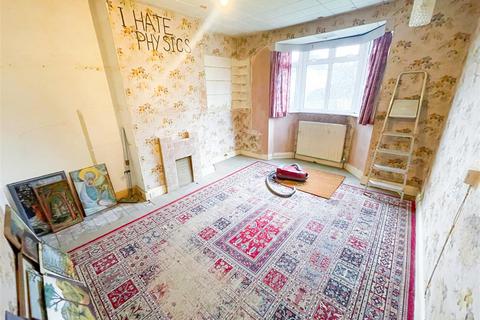 37 Upcroft Avenue, Edgware, HA8 9RA