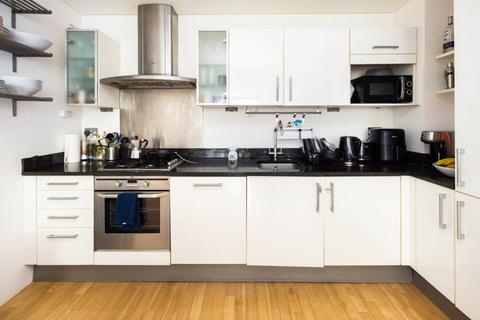 1 bedroom flat for sale, Trafalgar Point, 137 Downham Road, London, N1