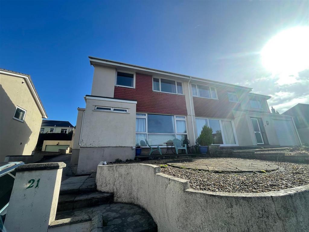 The Grove, Plymouth PL9 3 bed house - £1,100 pcm (£254 pw)