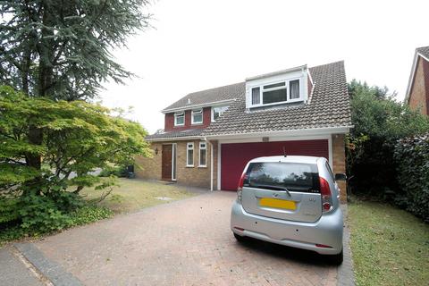 4 bedroom detached house for sale, Woking GU22