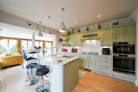 4 bedroom semi-detached house for sale, Poplar Hall Lane, Chester CH2