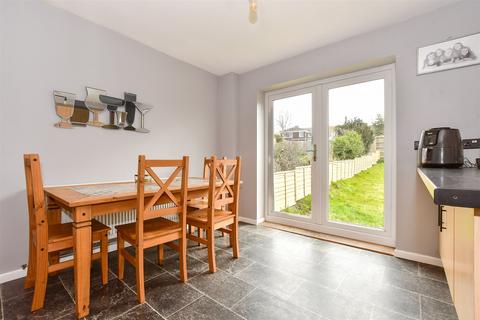 3 bedroom semi-detached house for sale, Station Road, Ryde PO33