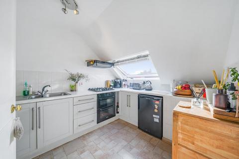 2 bedroom flat for sale, Pinkerton Place, Streatham, London, SW16