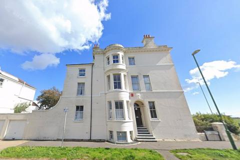 1 bedroom apartment for sale, St. Augustine Road, Littlehampton, West Sussex