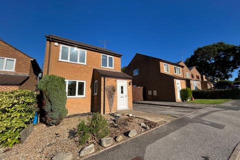 3 bedroom detached house for sale, Sandpiper Close, Creekmoor, Poole