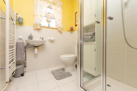 22 Harold Road, Cuxton, Rochester, ME2 1EE