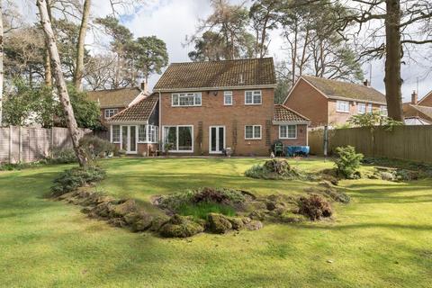 4 bedroom detached house for sale, The Heath, Leighton Buzzard