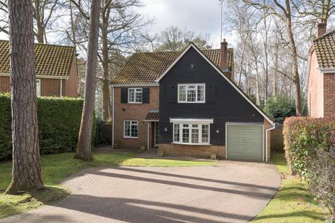 4 bedroom detached house for sale, The Heath, Leighton Buzzard