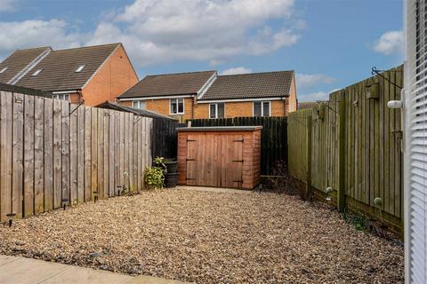 3 bedroom end of terrace house for sale, Heather Avenue, Withernsea