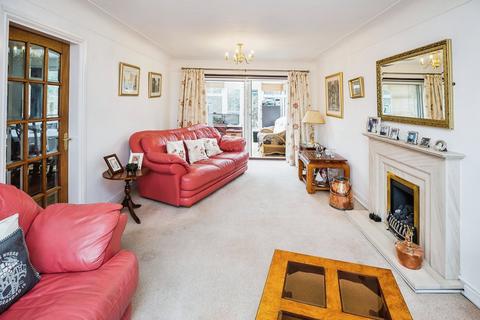 19 Alyn Drive, Rossett, Wrexham, LL12 0HQ