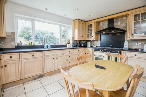 19 Alyn Drive, Rossett, Wrexham, LL12 0HQ