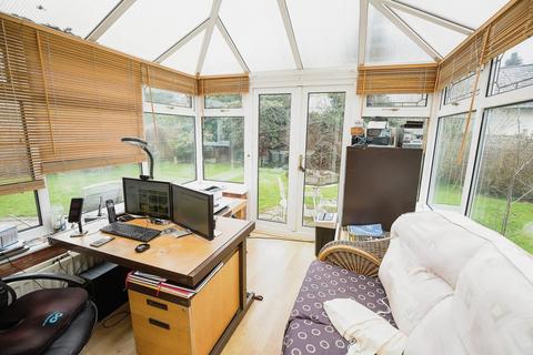 19 Alyn Drive, Rossett, Wrexham, LL12 0HQ