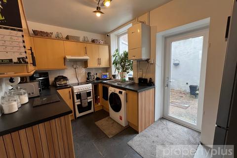 2 bedroom terraced house for sale, Gwernllwyn Terrace, Tylorstown - Tylorstown