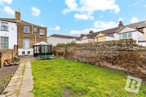 3 Cambrian Grove, Gravesend, DA11 0PU
