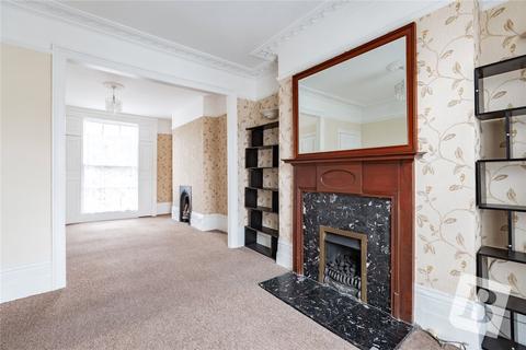 3 Cambrian Grove, Gravesend, DA11 0PU