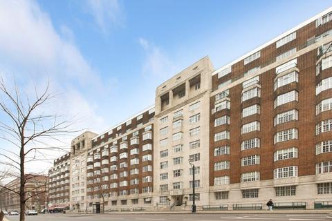 Studio for sale, Woburn Place, London WC1H