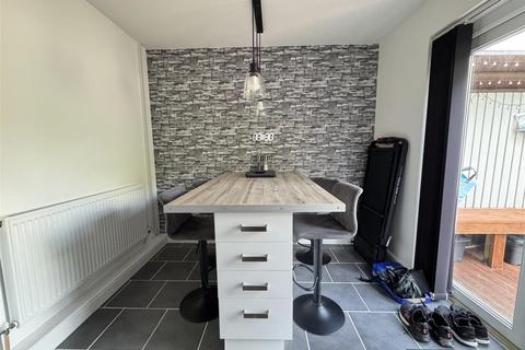90 Castleton Road, Middleleaze, Swindon, SN5 5GD